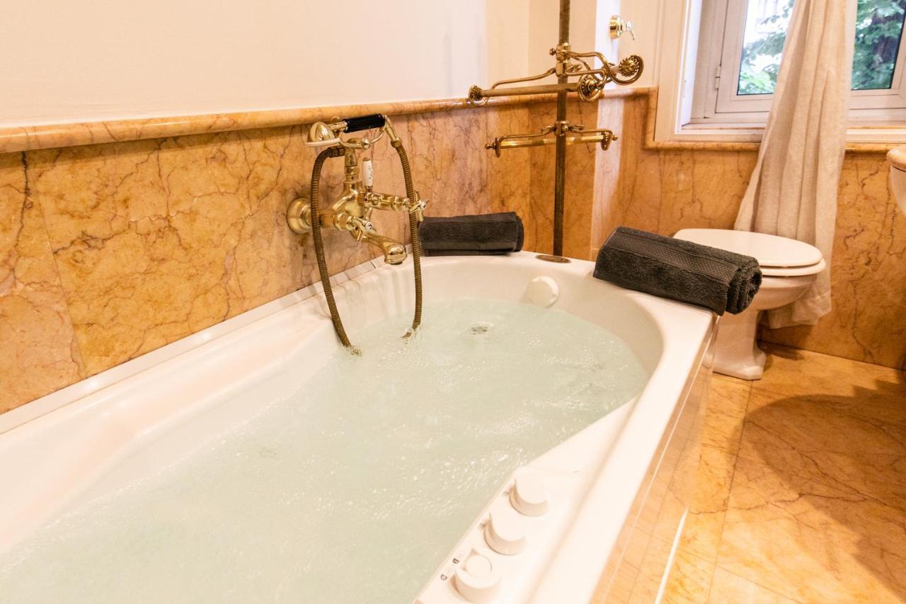 Klimt - Jacuzzi 5 Star - Luxury Design Apartment 米兰 外观 照片